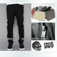 工装风尚新演绎 锥形裤与Polo衫的完美搭配指南